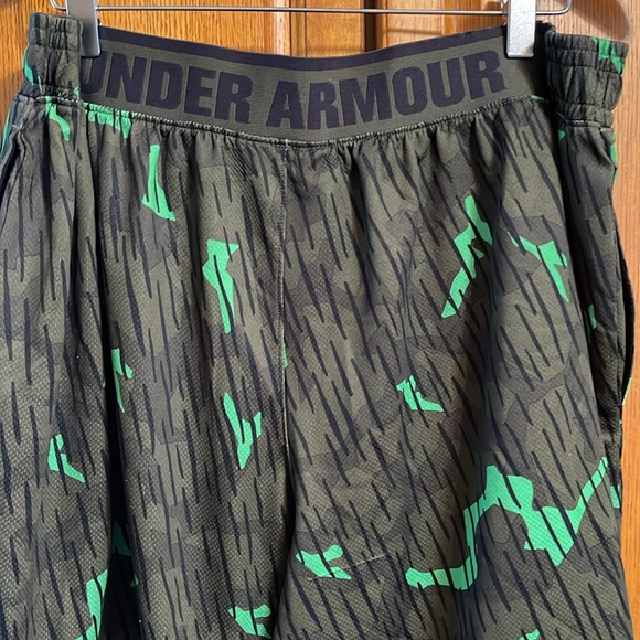 Under Armour XXL shorts - Picture 3 of 3